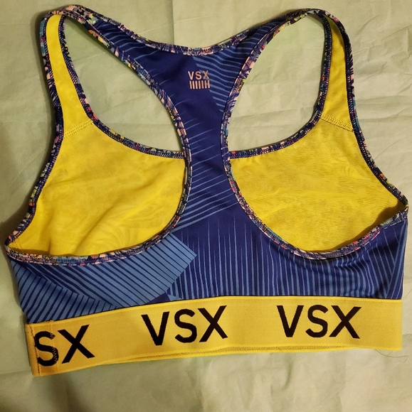 Victoria's Secret VSX Sport Bra Size Med - Picture 10 of 12